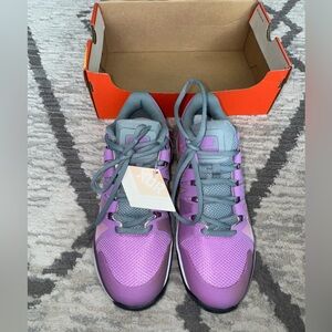 NIB AUTHENTIC WOMEN’S NIKE ZOOM VAPOR 9.5 TOUR TENNIS SNEAKERS SIZE 6.5